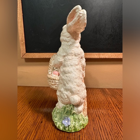 Chalkware Easter Bunny - Picture 3 of 5
